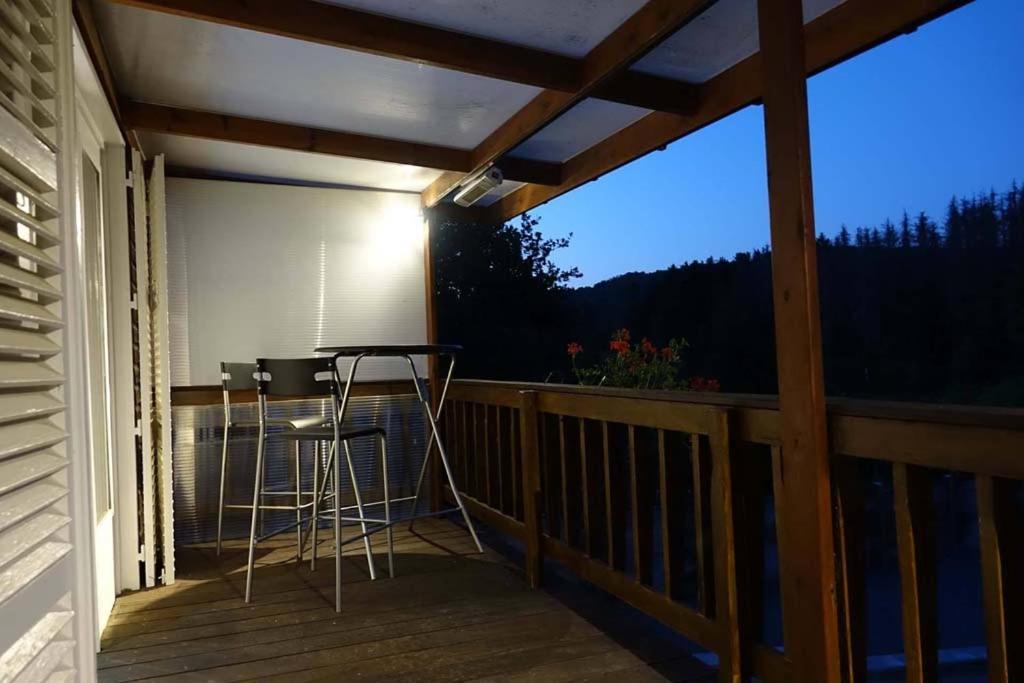 Le Chalet De Hermeton Hastiere-par-dela Exterior photo